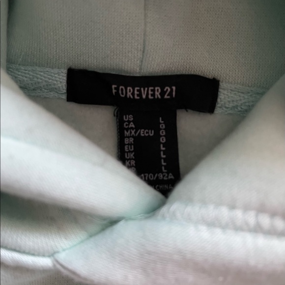 Forever 21 cropped sweatshirt - Picture 2 of 3